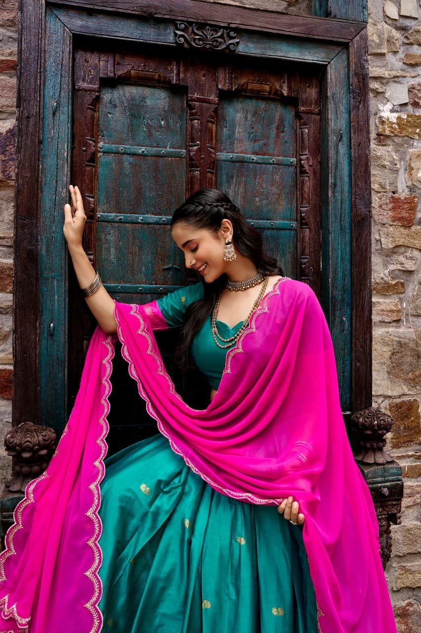 Traditional Zari Woven Silk Half Saree Set with Scalloped Embroidered Dupatta