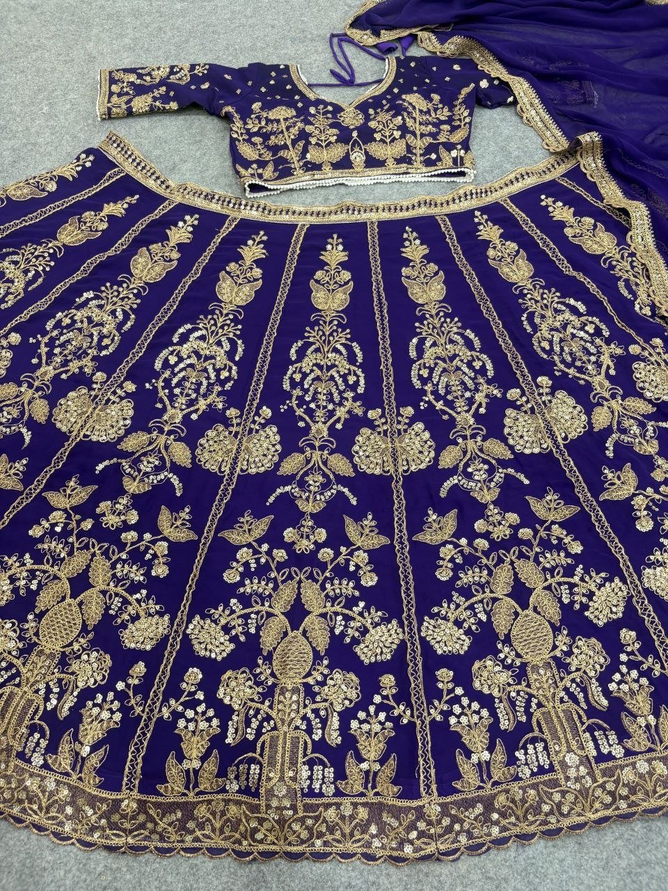Royal Silk Lehenga Set with Intricate Zardosi Embroidery and Scalloped Dupatta
