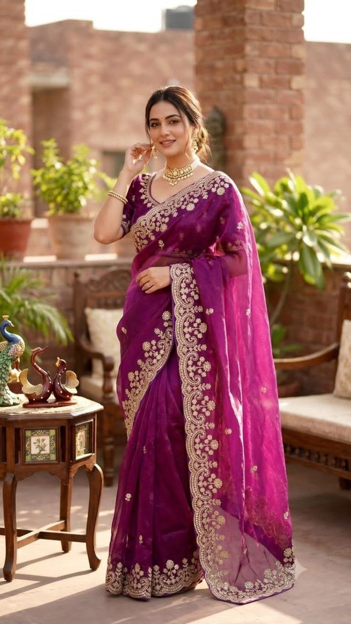Timeless Splendor Ornate Woven Saree for Sophisticated Festive Occasions