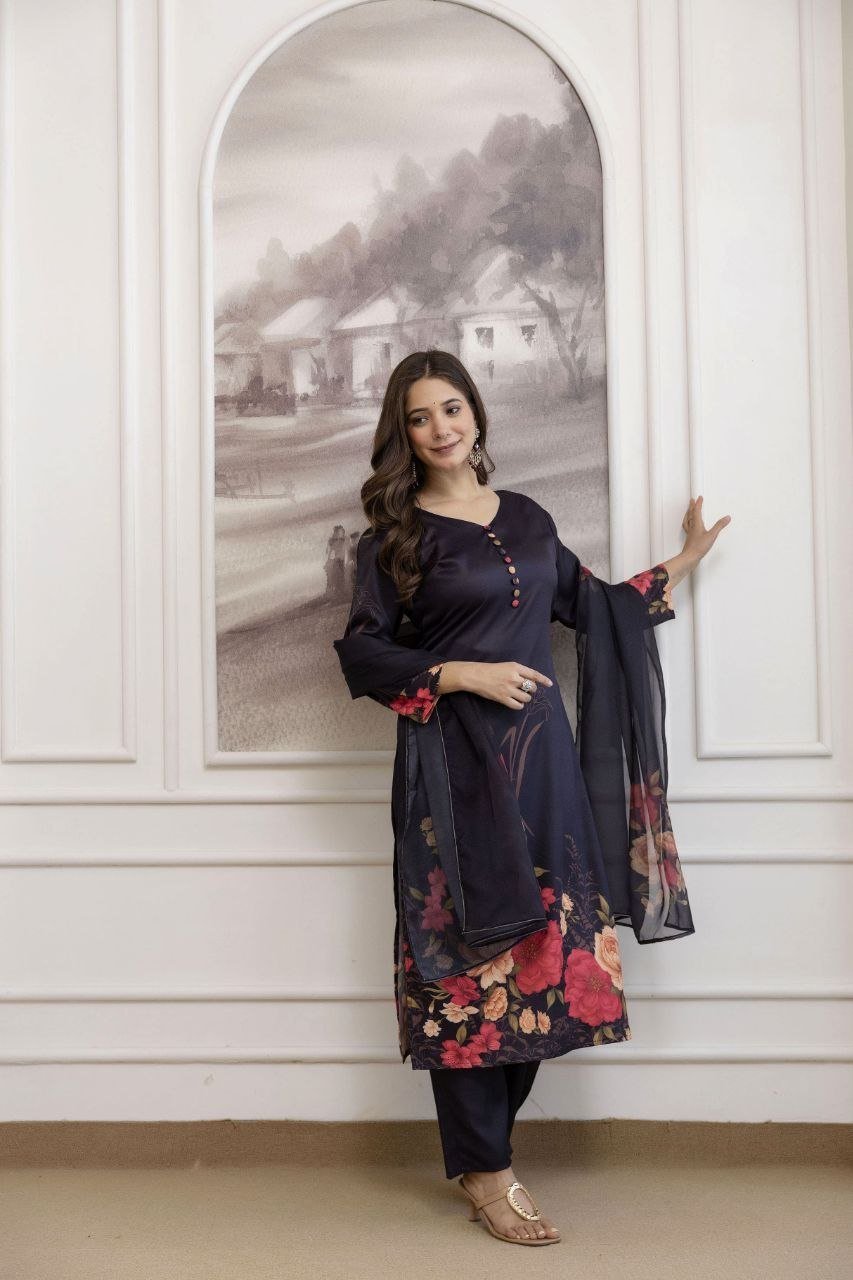 Garden Floral Romance Printed Kurta Set with Ethereal Dupatta