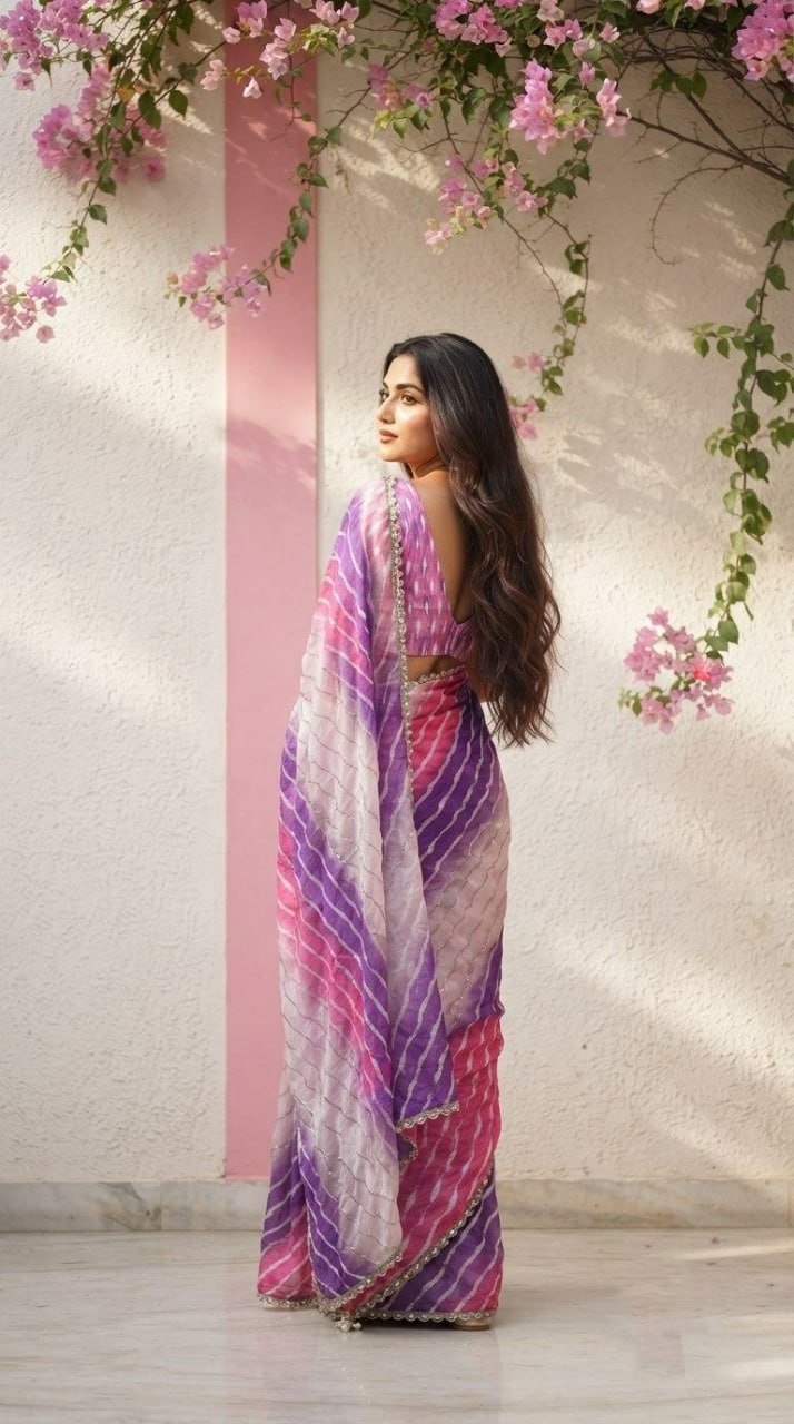Contemporary Statement Handcrafted Wave Pattern Saree with Delicate Scalloped Border