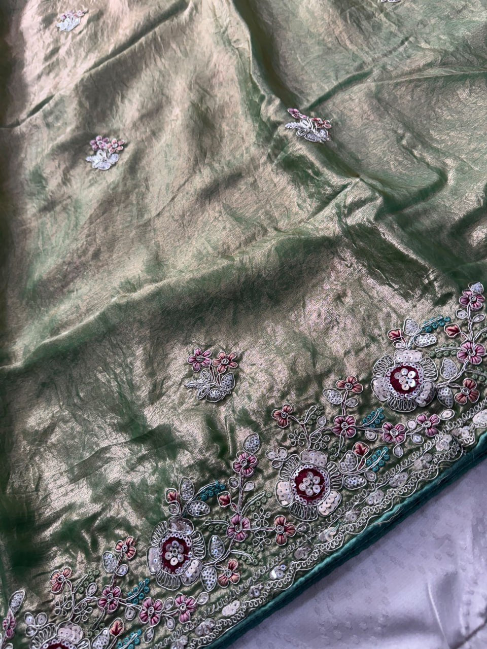Timeless Floral Embellished Sarees Crafted for Sophisticated Celebrations
