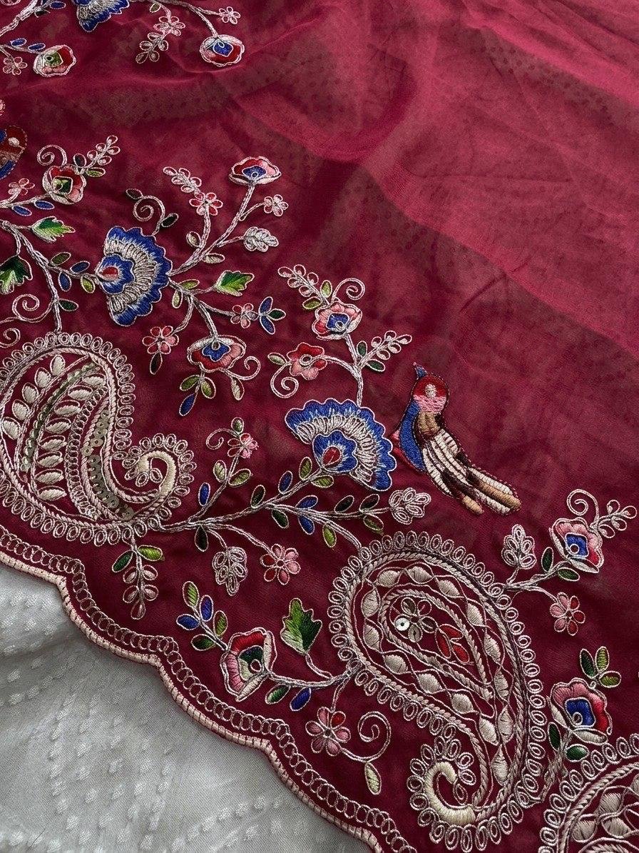 Paisley Embroidered Drapes with Intricate Borders for Regal Festive Moments