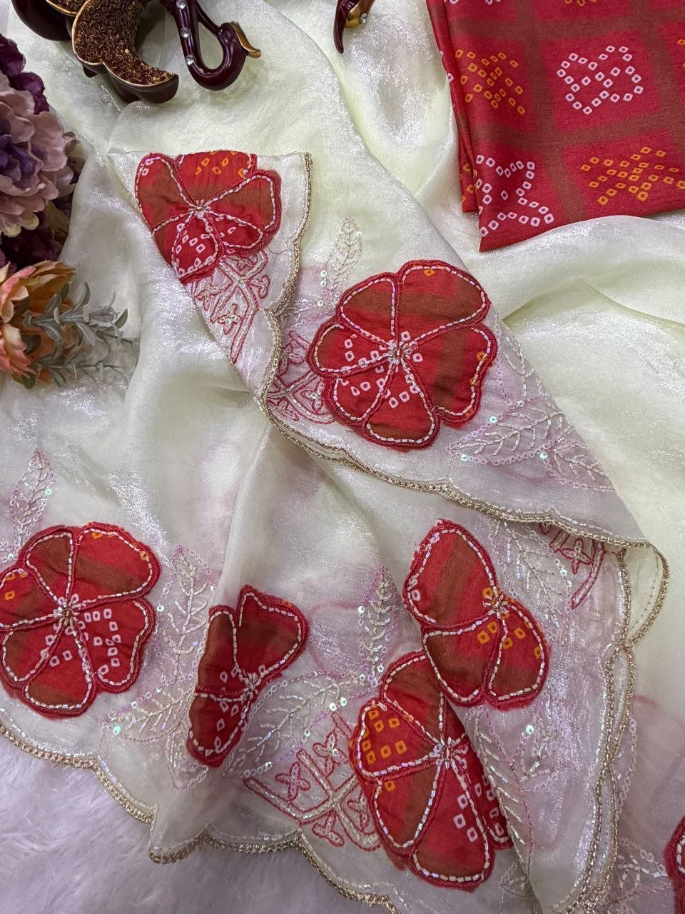 Artisanal Motif Draped Saree for Timeless Festive Charm