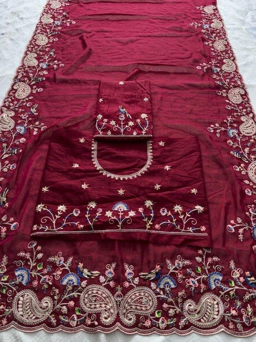 Paisley Embroidered Drapes with Intricate Borders for Regal Festive Moments