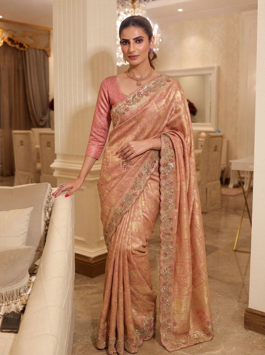 Heritage Loom Saree with Ornate Floral Zari and Jewel-Edged Pallu