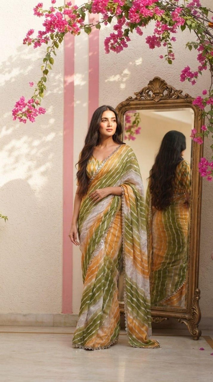 Contemporary Statement Handcrafted Wave Pattern Saree with Delicate Scalloped Border