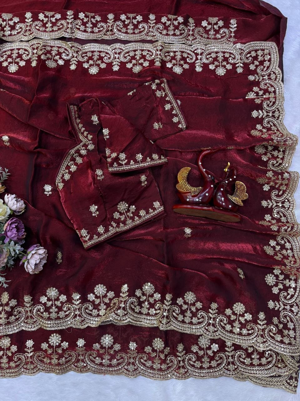 Timeless Splendor Ornate Woven Saree for Sophisticated Festive Occasions