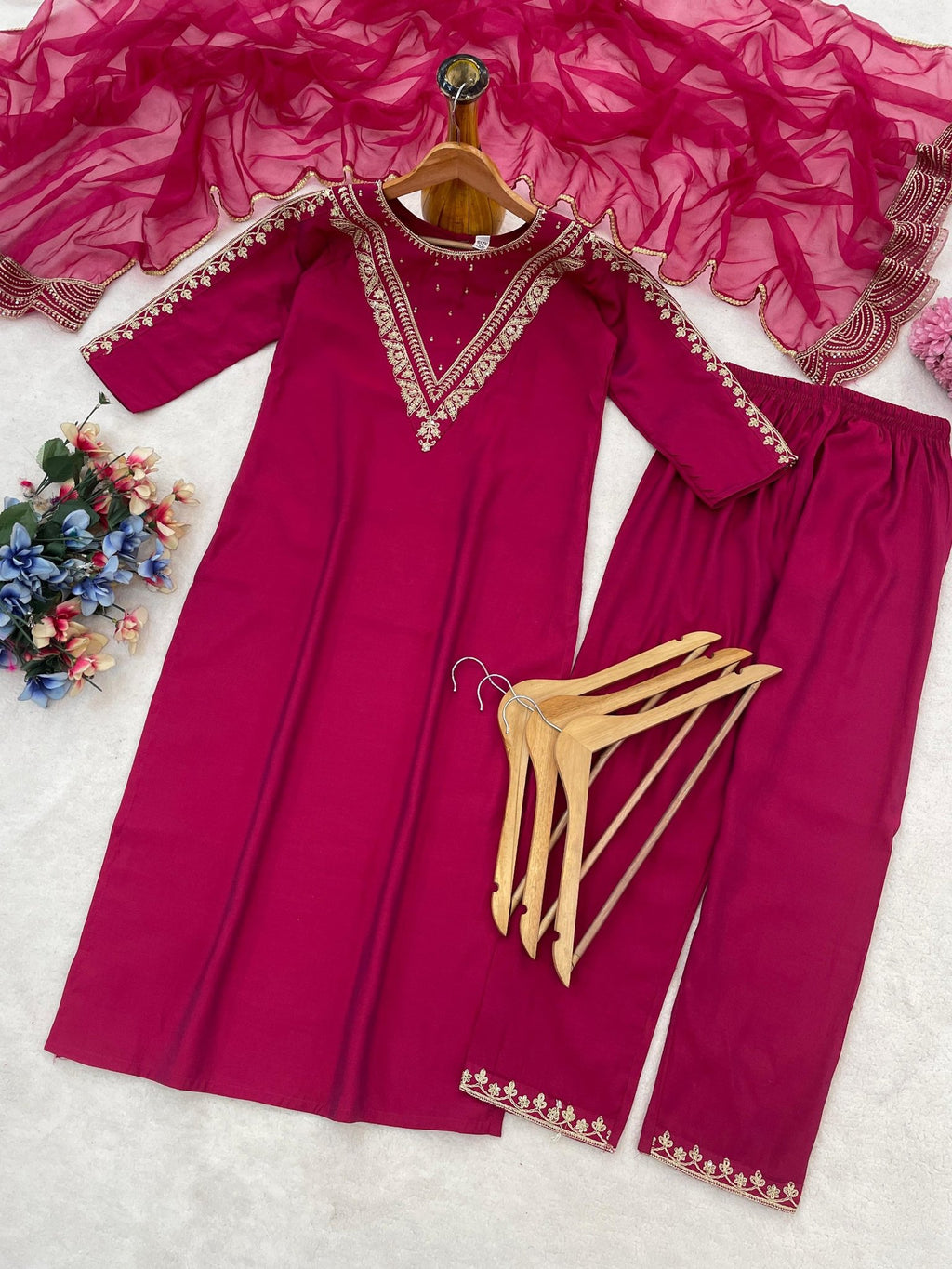 Regal Tradition Embroidered Ethnic Suit Set with Delicate Artisanal Detailing - Surat Wholesale Ethnic Wear (Photo 15)