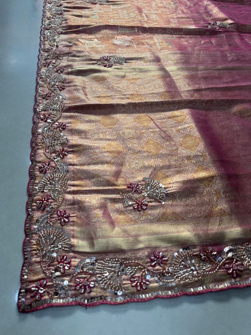 Heritage Loom Saree with Ornate Floral Zari and Jewel-Edged Pallu