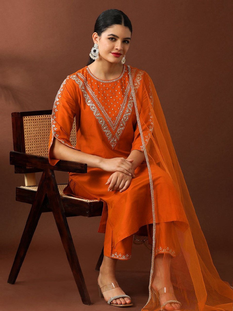 Regal Tradition Embroidered Ethnic Suit Set with Delicate Artisanal Detailing - Surat Wholesale Ethnic Wear (Photo 1)
