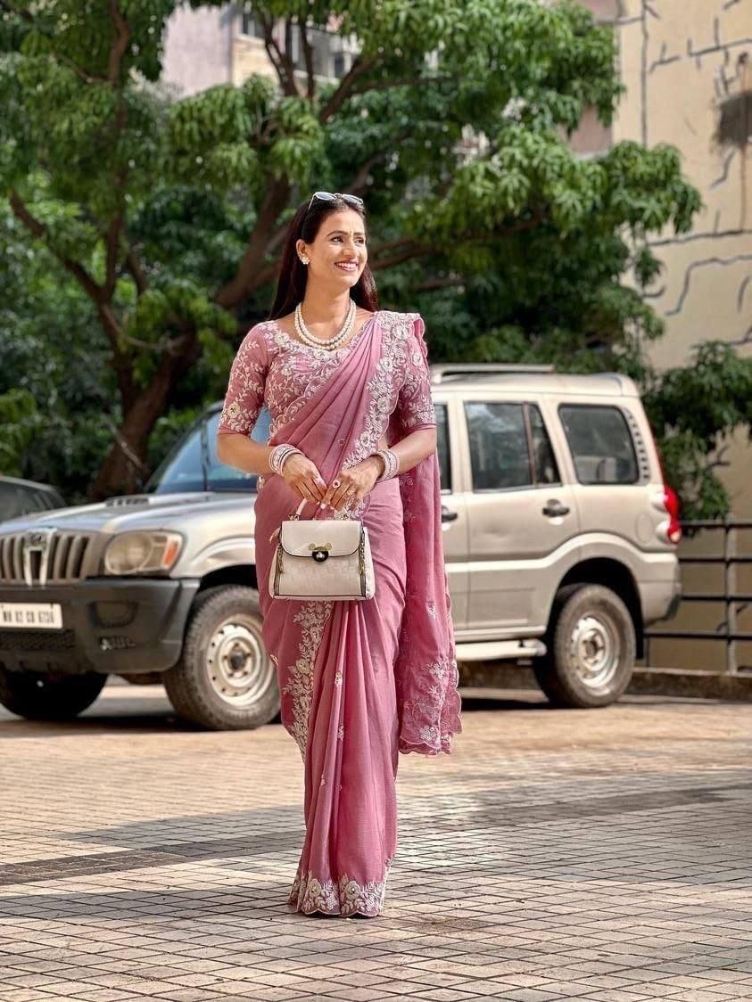 Effortless Floral Embroidered Saree with Delicate Border Detailing