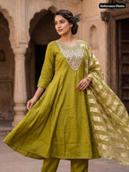 Regal Heritage Embroidered Kurta Set with Statement Dupatta