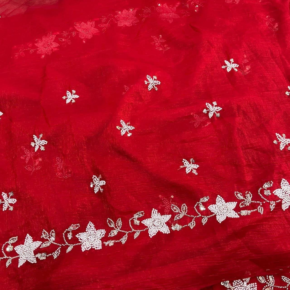Garden Romance Floral Embroidered Saree with Timeless Festive Charm - Surat Wholesale Ethnic Wear (Photo 2)