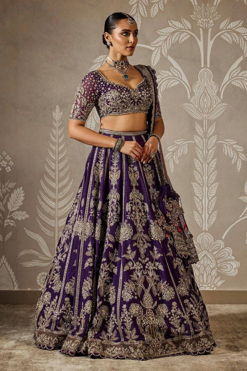 Royal Silk Lehenga Set with Intricate Zardosi Embroidery and Scalloped Dupatta