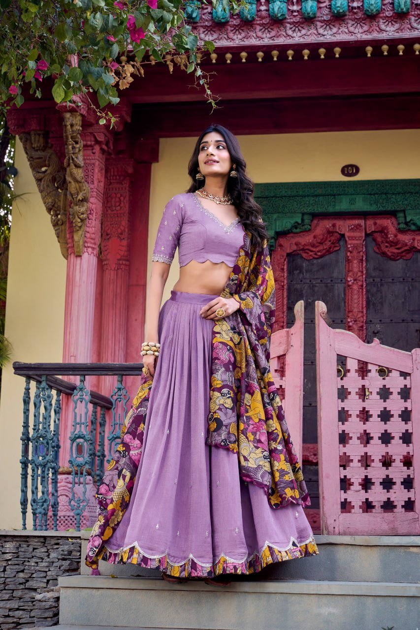 Traditional Kalamkari Print Border Silk Lehenga Set with Dupatta - Surat Wholesale Ethnic Wear (Photo 2)