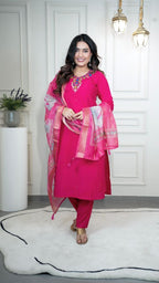 Artisanal Ethnic Kurta Set with Statement Embroidery and Printed Dupatta - Surat Wholesale Ethnic Wear (Photo 2)