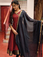 Artisanal Zari Bordered Anarkali Suit Set With Dupatta - Surat Wholesale Ethnic Wear (Photo 2)