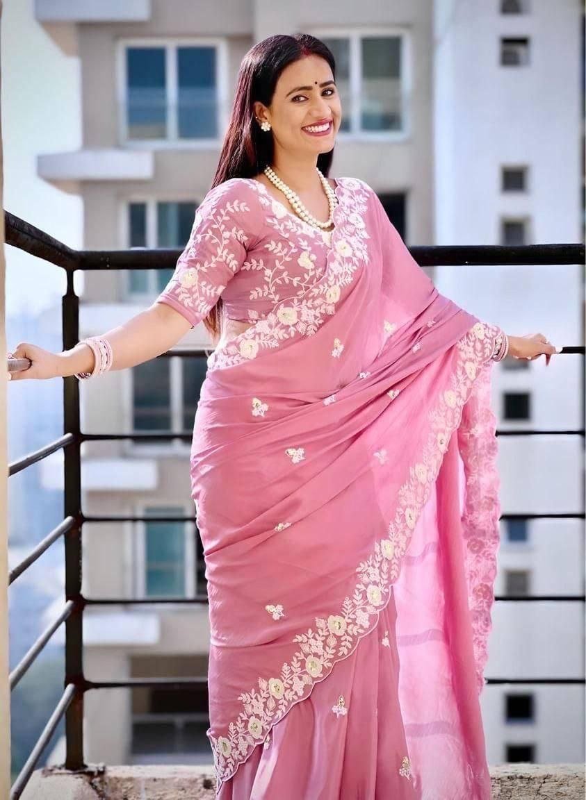 Effortless Floral Embroidered Saree with Delicate Border Detailing