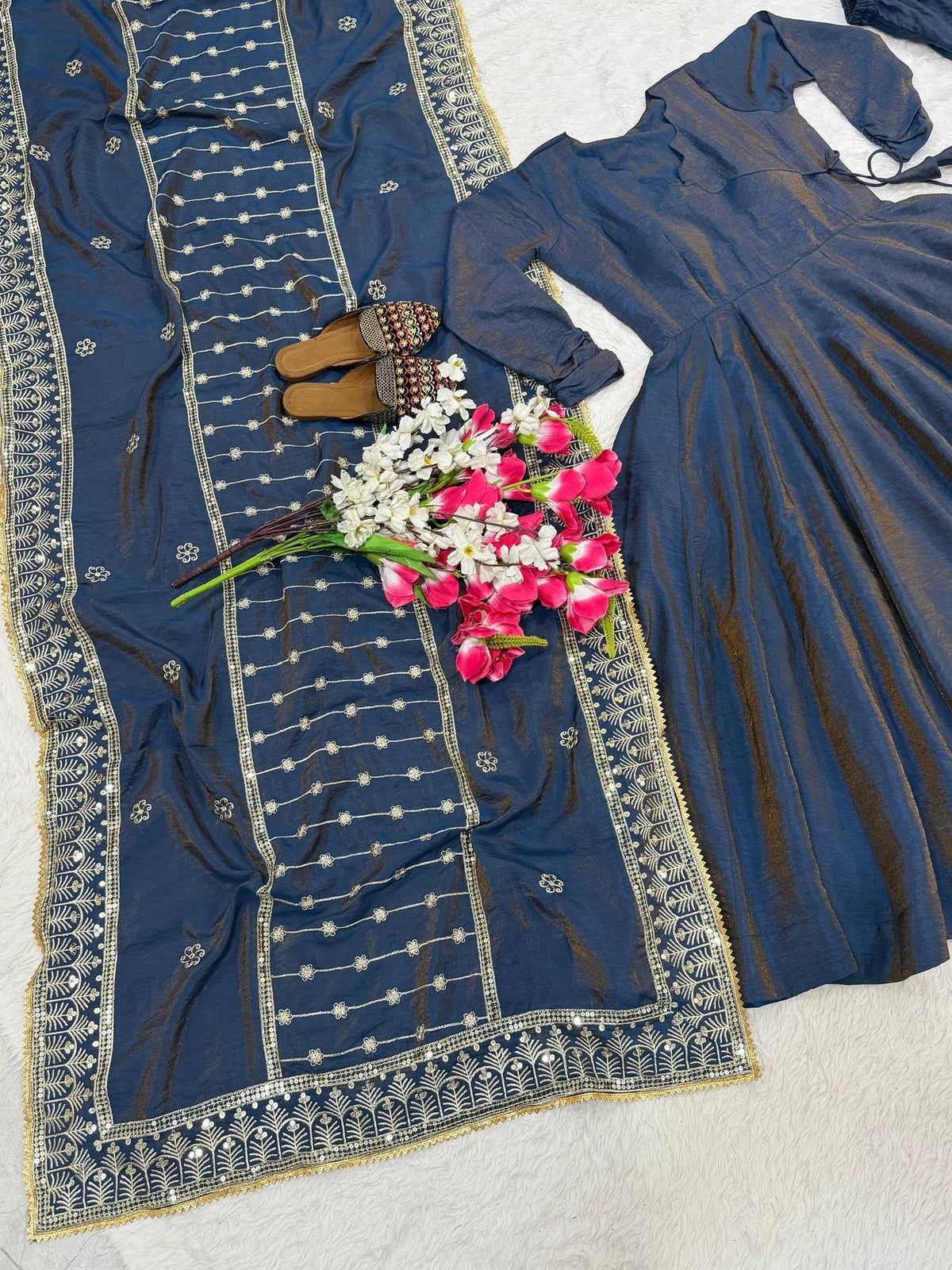 Royal Heritage Embroidered Anarkali Ensemble With Regal Dupatta Detailing - Surat Wholesale Ethnic Wear (Photo 4)
