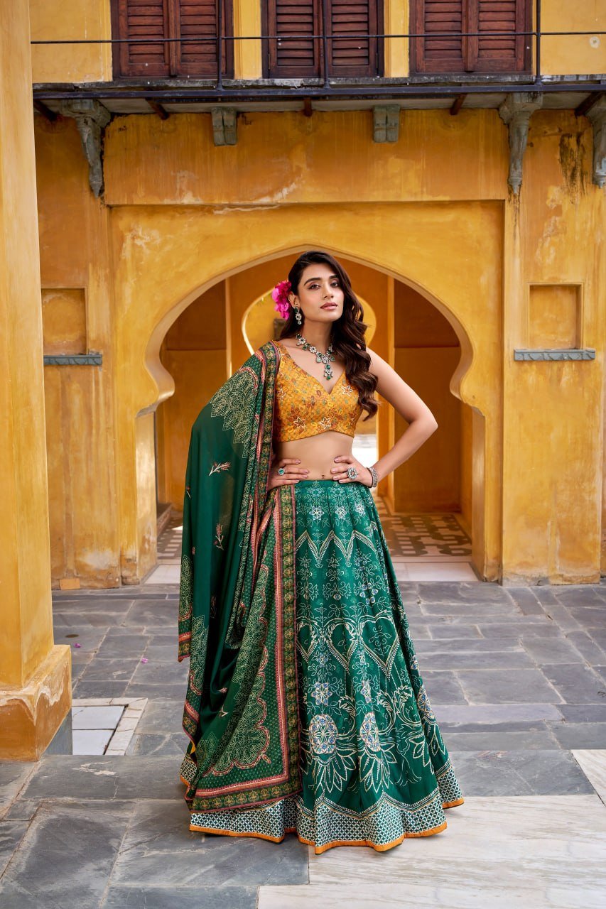 Printed Bandhani Motif Lehenga Choli Set with Sweetheart Neckline - Surat Wholesale Ethnic Wear (Photo 4)