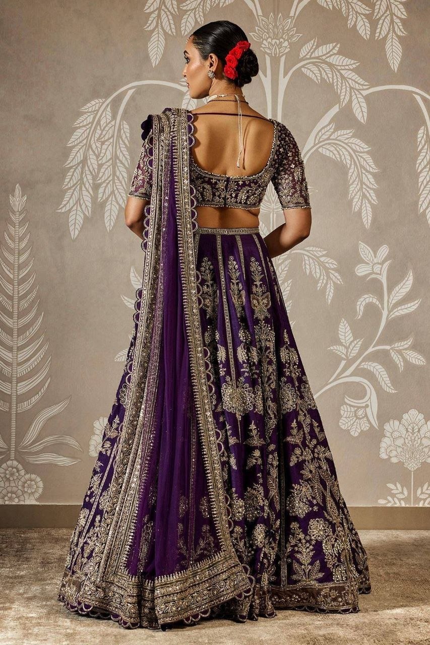 Royal Silk Lehenga Set with Intricate Zardosi Embroidery and Scalloped Dupatta