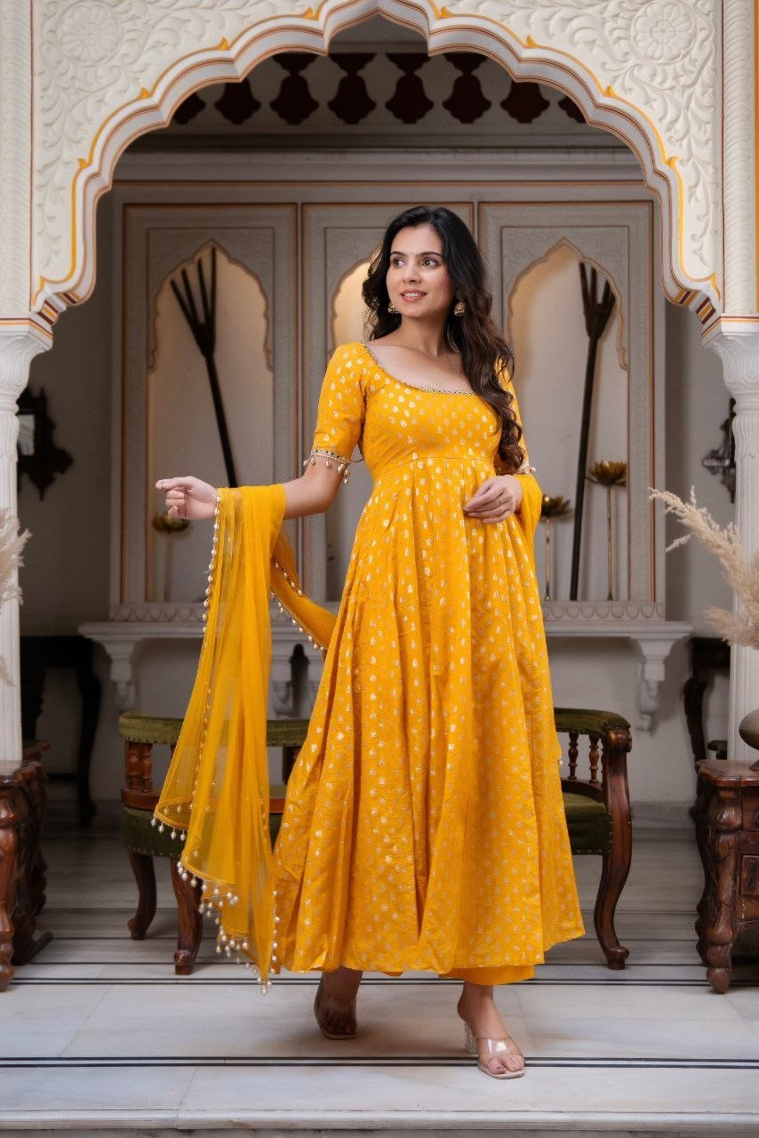 Regal Heritage Embroidered Anarkali Suit with Graceful Dupatta - Surat Wholesale Ethnic Wear (Photo 4)