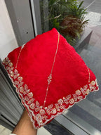 Timeless Splendor Embroidered Saree with Intricate Floral Zari Border Detailing - Surat Wholesale Ethnic Wear (Photo 4)