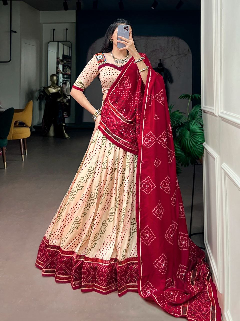 Celebrating Gujarati heritage with a touch of modern elegance