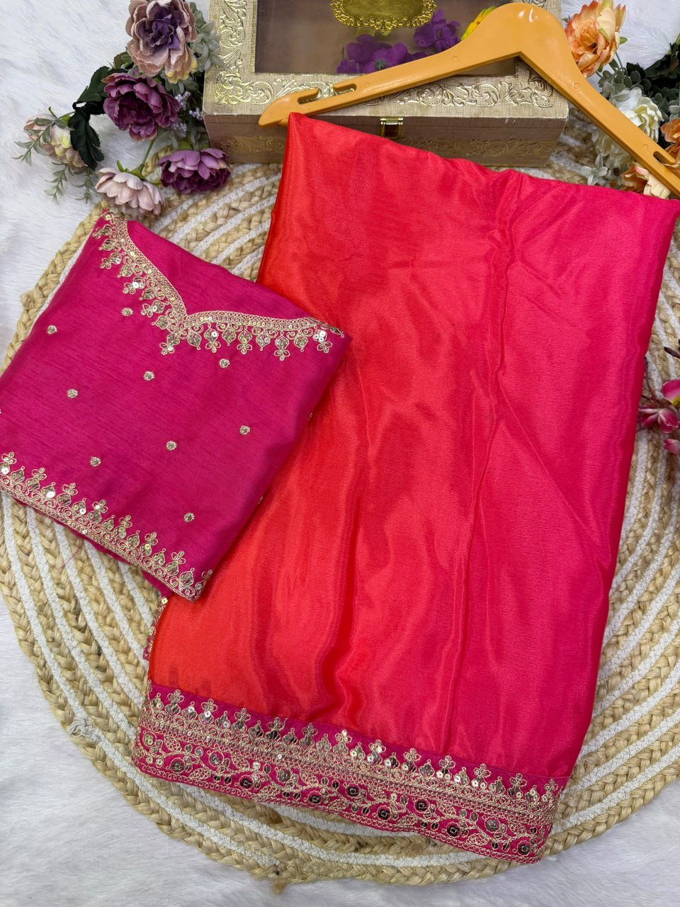 Royal Heritage Intricately Embellished Silk Saree with Ornate Zari Sequin Border and Designer Blouse Piece - Surat Wholesale Ethnic Wear (Photo 5)