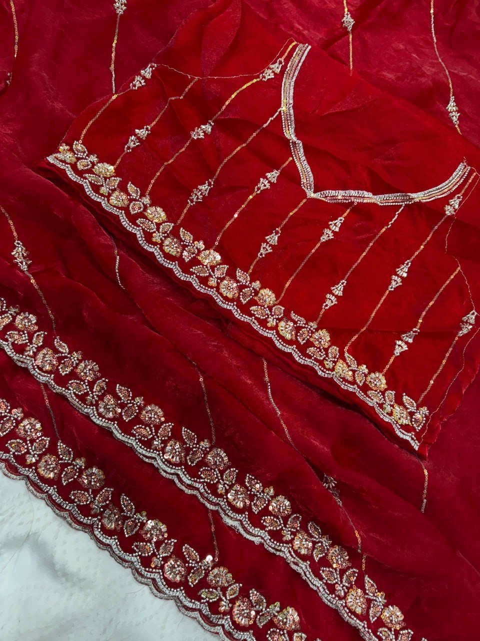 Timeless Splendor Embroidered Saree with Intricate Floral Zari Border Detailing - Surat Wholesale Ethnic Wear (Photo 5)