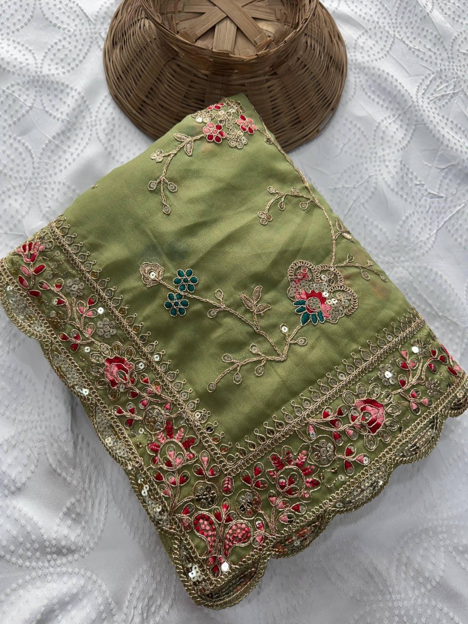 Royal Heritage Intricate Floral Embroidered Saree with Ornate Scalloped Border and Designer Neckline Blouse - Surat Wholesale Ethnic Wear (Photo 5)
