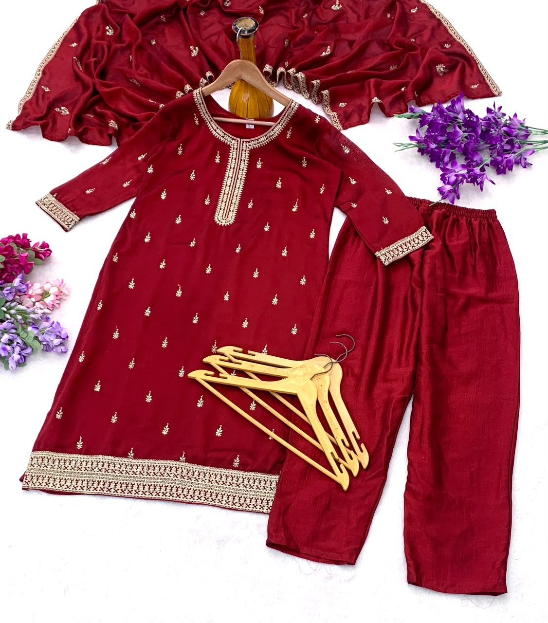 Regal Heritage Embroidered Kurta Set for Festive Occasions