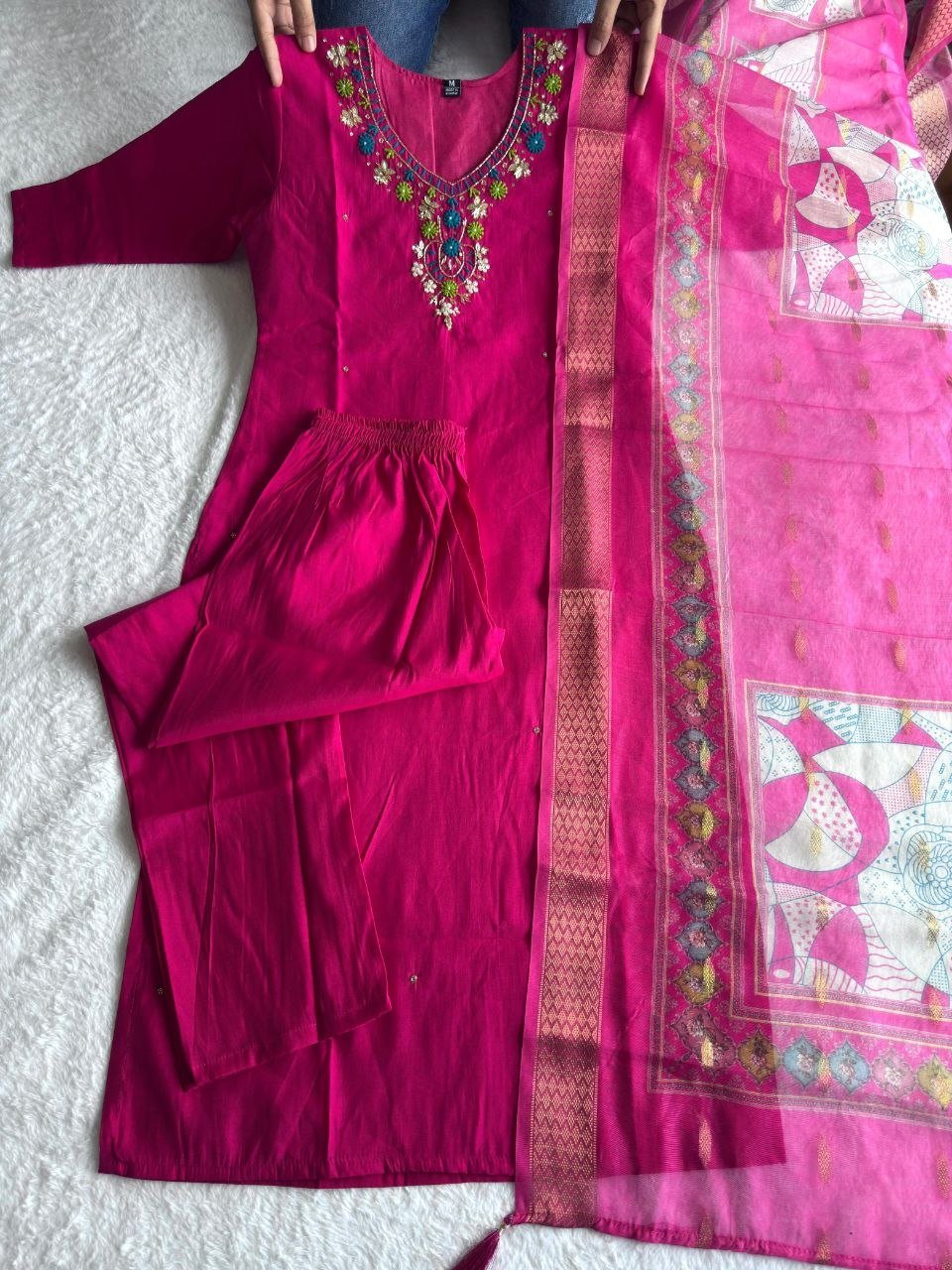 Artisanal Ethnic Kurta Set with Statement Embroidery and Printed Dupatta - Surat Wholesale Ethnic Wear (Photo 5)