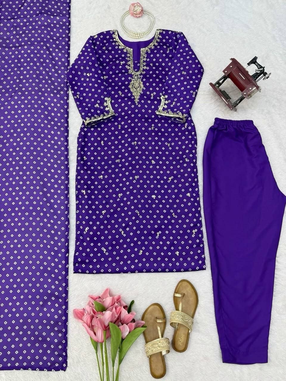 Bandhani Print Kurta Set with Mirror Work Accents