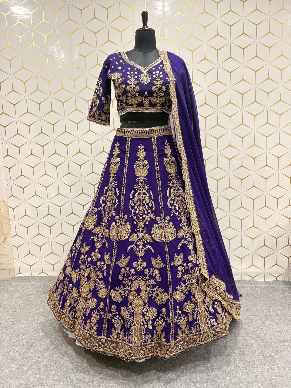 Royal Silk Lehenga Set with Intricate Zardosi Embroidery and Scalloped Dupatta
