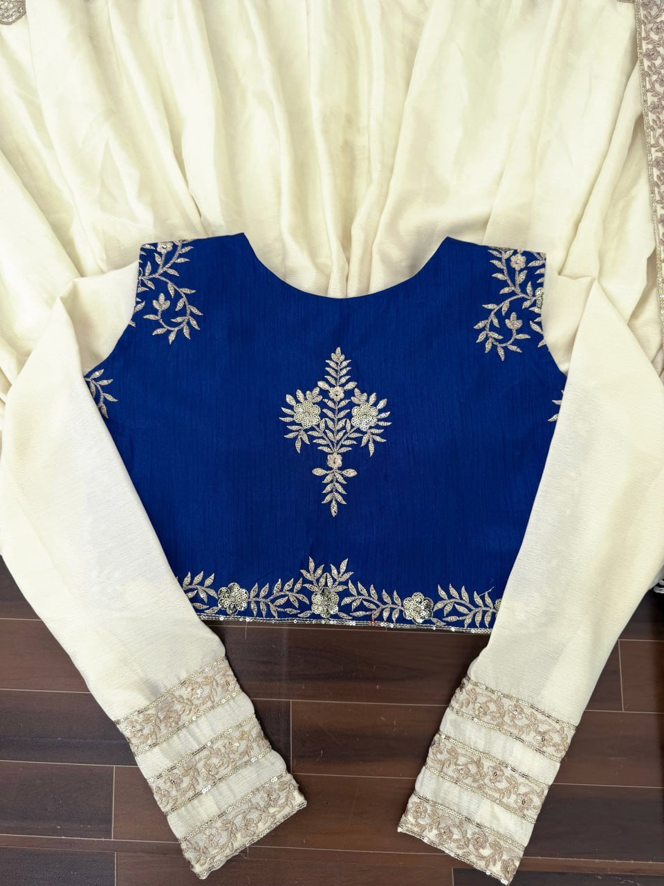 Enchanting Couple's Ethnic Wear Set for Grand Celebrations