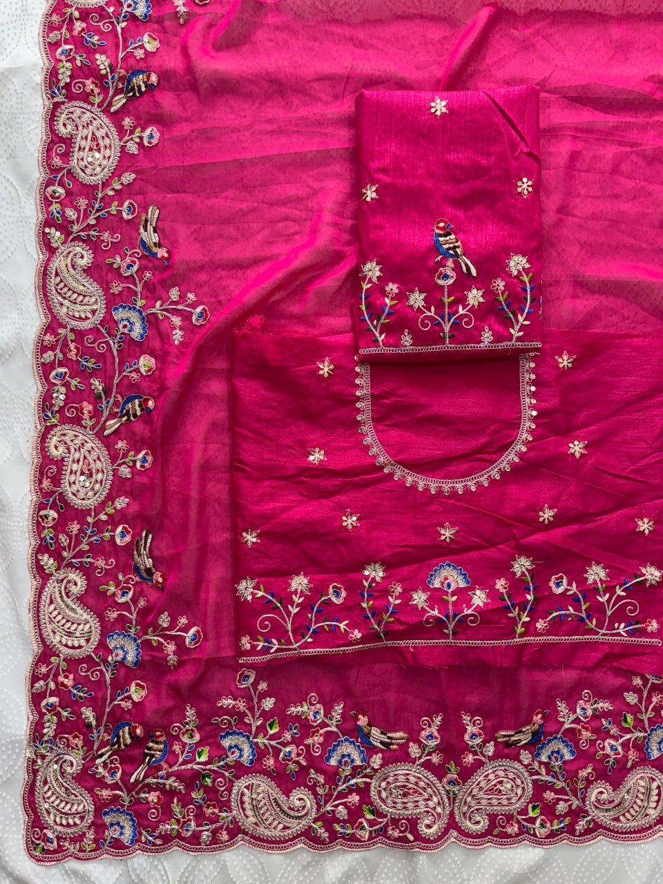 Paisley Embroidered Drapes with Intricate Borders for Regal Festive Moments