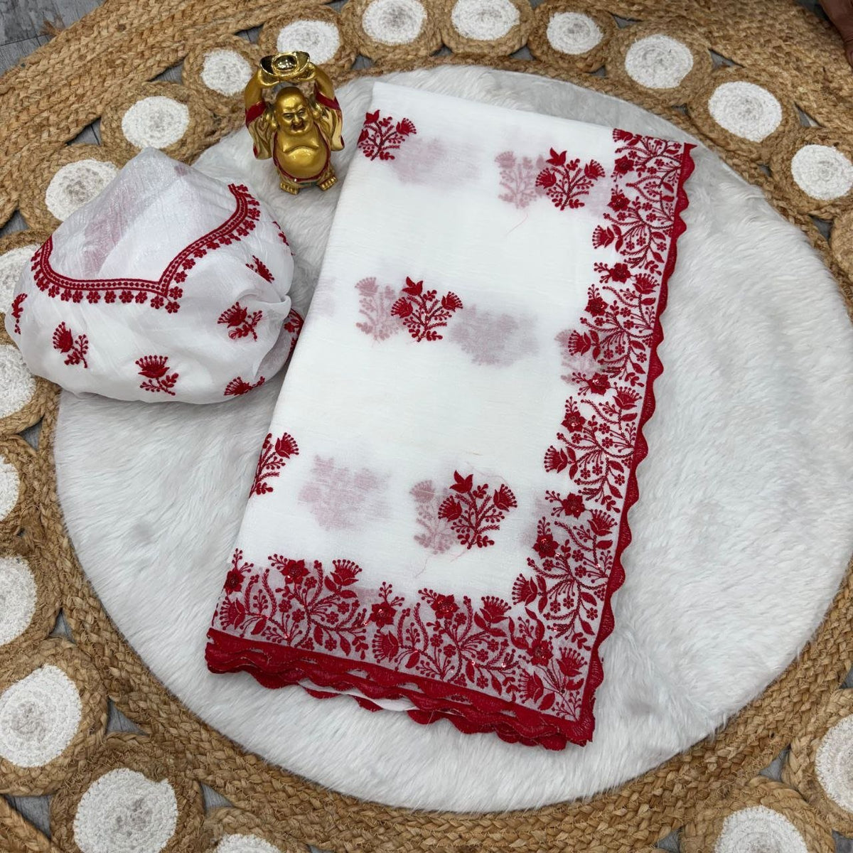 Festive Floral Embroidered Saree with Traditional Artisanal Detailing
