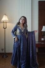 Royal Heritage Embroidered Anarkali Ensemble With Intricate Zari Detailing - Surat Wholesale Ethnic Wear (Photo 6)