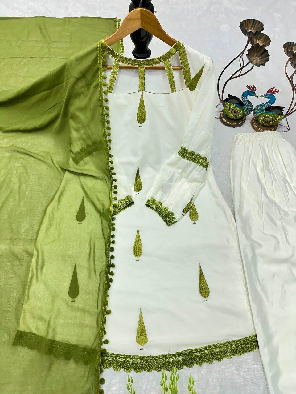 Boho Chic Printed Short Kurti with Flared Pants