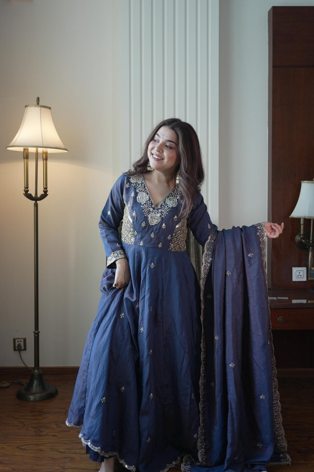 Royal Heritage Embroidered Anarkali Ensemble With Intricate Zari Detailing - Surat Wholesale Ethnic Wear (Photo 7)