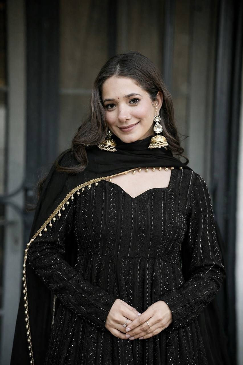 Royal Heritage Embroidered Anarkali Ensemble With Intricate Shimmer Detailing - Surat Wholesale Ethnic Wear (Photo 7)