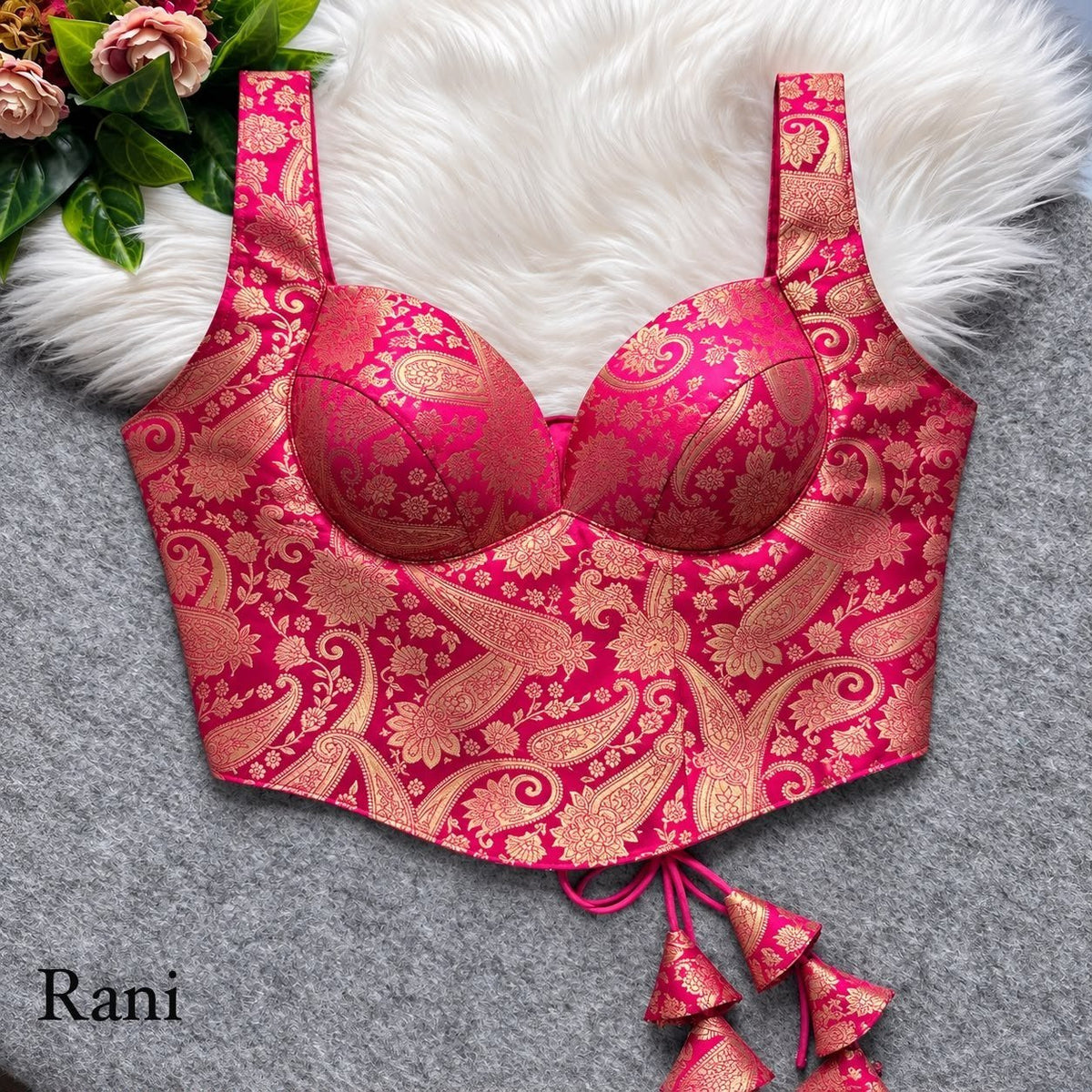 Royal Heritage Banarasi Jacquard Corset Style Blouse - Surat Wholesale Ethnic Wear (Photo 8)