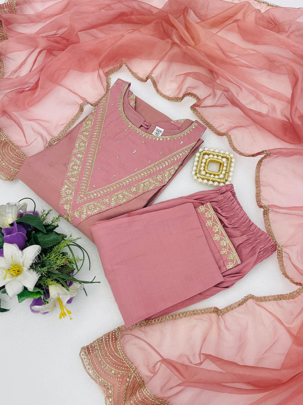 Regal Tradition Embroidered Ethnic Suit Set with Delicate Artisanal Detailing - Surat Wholesale Ethnic Wear (Photo 8)