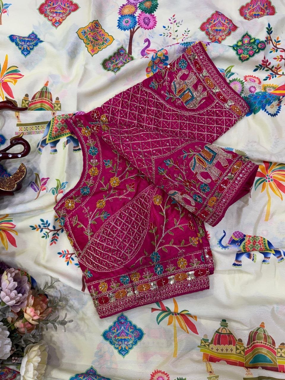 Royal Heritage Artisanal Motif Saree with Intricate Borders