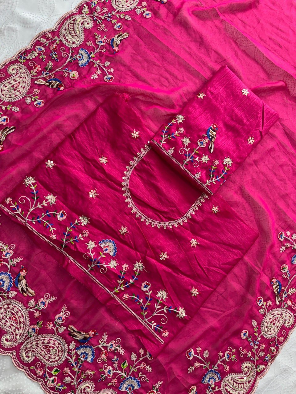 Paisley Embroidered Drapes with Intricate Borders for Regal Festive Moments