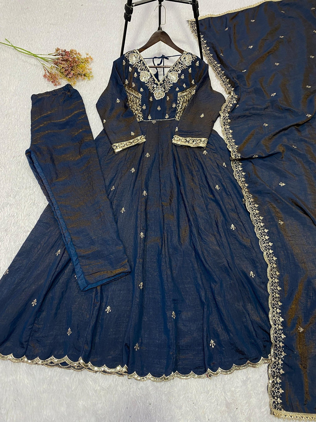 Royal Heritage Embroidered Anarkali Ensemble With Intricate Zari Detailing - Surat Wholesale Ethnic Wear (Photo 8)