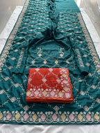 Opulent Luxury Floral Embroidered Saree with Intricate Motif Detailing - Surat Wholesale Ethnic Wear (Photo 9)