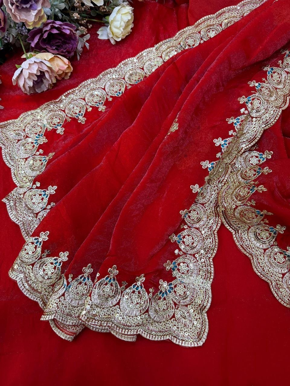 Regal Embroidered Saree with Ornate Heritage Detailing